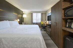 Holiday Inn Express Toronto - Downtown by IHG
