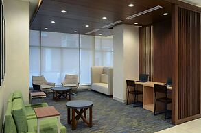 Holiday Inn Express Toronto - Downtown by IHG
