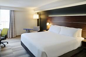 Holiday Inn Express Toronto - Downtown by IHG