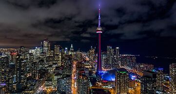 Holiday Inn Express Toronto - Downtown by IHG