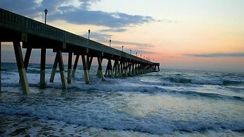 Hotel Ballast Wilmington, Tapestry Collection by Hilton