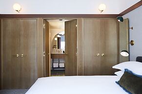 Kimpton Saint George by IHG