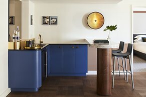 Kimpton Saint George by IHG