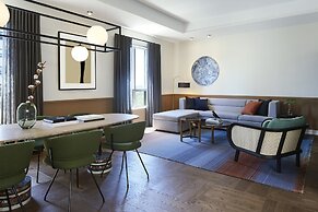 Kimpton Saint George by IHG