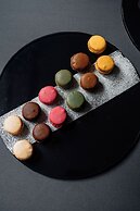 Kimpton Saint George by IHG