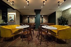 Kimpton Saint George by IHG