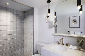 Kimpton Saint George by IHG