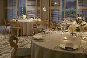 Kimpton Saint George by IHG