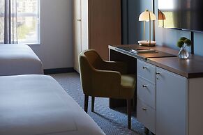 Kimpton Saint George by IHG