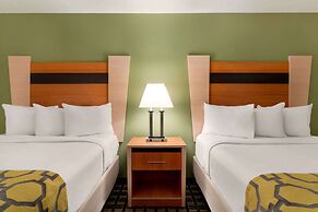 Baymont by Wyndham North Dartmouth / Fall River