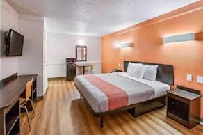 Motel 6 Euless, TX - DFW West