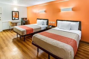 Motel 6 Euless, TX - DFW West