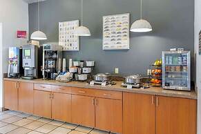 Best Western Plus Cottontree Inn