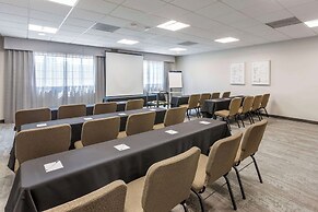 Best Western Plus Cottontree Inn