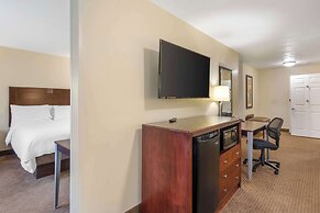 Best Western Plus Cottontree Inn