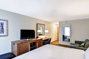 Hampton Inn Memphis-Poplar
