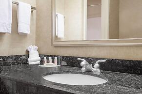 Howard Johnson by Wyndham Evansville East