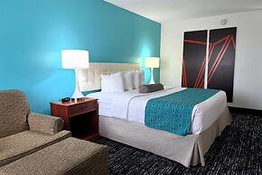 Howard Johnson by Wyndham Evansville East