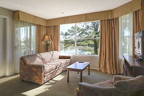 Parc Corniche Condominium Suite Hotel