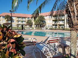 Parc Corniche Condominium Suite Hotel