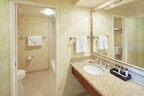OUTRIGGER Waikiki Beach Resort