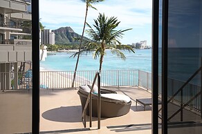 OUTRIGGER Waikiki Beach Resort