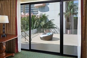 OUTRIGGER Waikiki Beach Resort