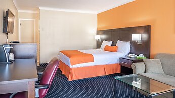 Knights Inn North Bay