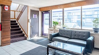 Knights Inn North Bay