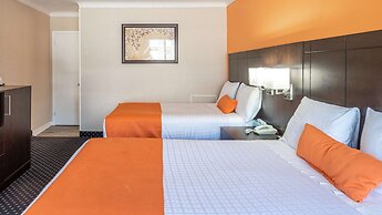 Knights Inn North Bay