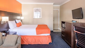 Knights Inn North Bay