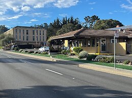 Aura Inn Monterey