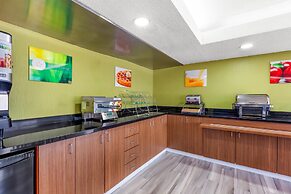 Quality Suites Whitby