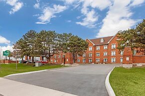 Quality Suites Whitby