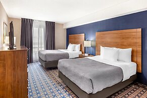 Quality Suites Whitby