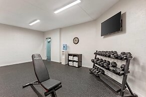 Quality Suites Whitby