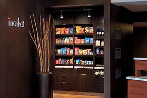 Courtyard by Marriott Chicago Naperville