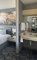 DoubleTree by Hilton Hotel Denver