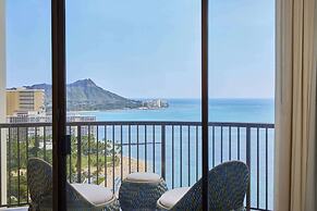 Hilton Hawaiian Village Waikiki Beach Resort