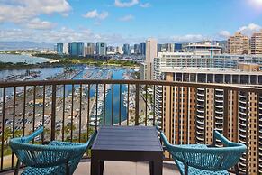Hilton Hawaiian Village Waikiki Beach Resort