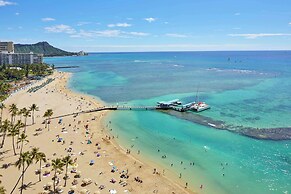 Hilton Hawaiian Village Waikiki Beach Resort