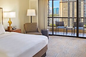 Hilton Hawaiian Village Waikiki Beach Resort