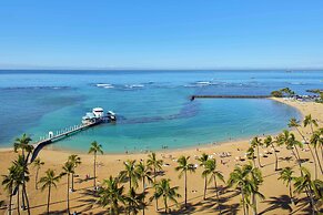 Hilton Hawaiian Village Waikiki Beach Resort