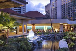 Hilton Hawaiian Village Waikiki Beach Resort