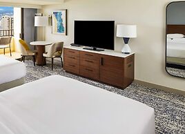 Hilton Hawaiian Village Waikiki Beach Resort