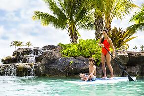 Hilton Hawaiian Village Waikiki Beach Resort