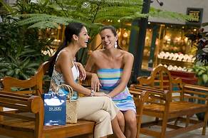 Hilton Hawaiian Village Waikiki Beach Resort