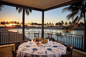 Hilton Hawaiian Village Waikiki Beach Resort