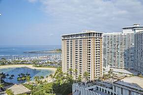 Hilton Hawaiian Village Waikiki Beach Resort