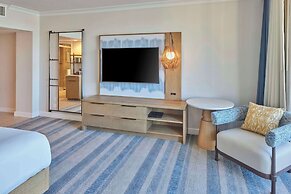 Hilton Hawaiian Village Waikiki Beach Resort